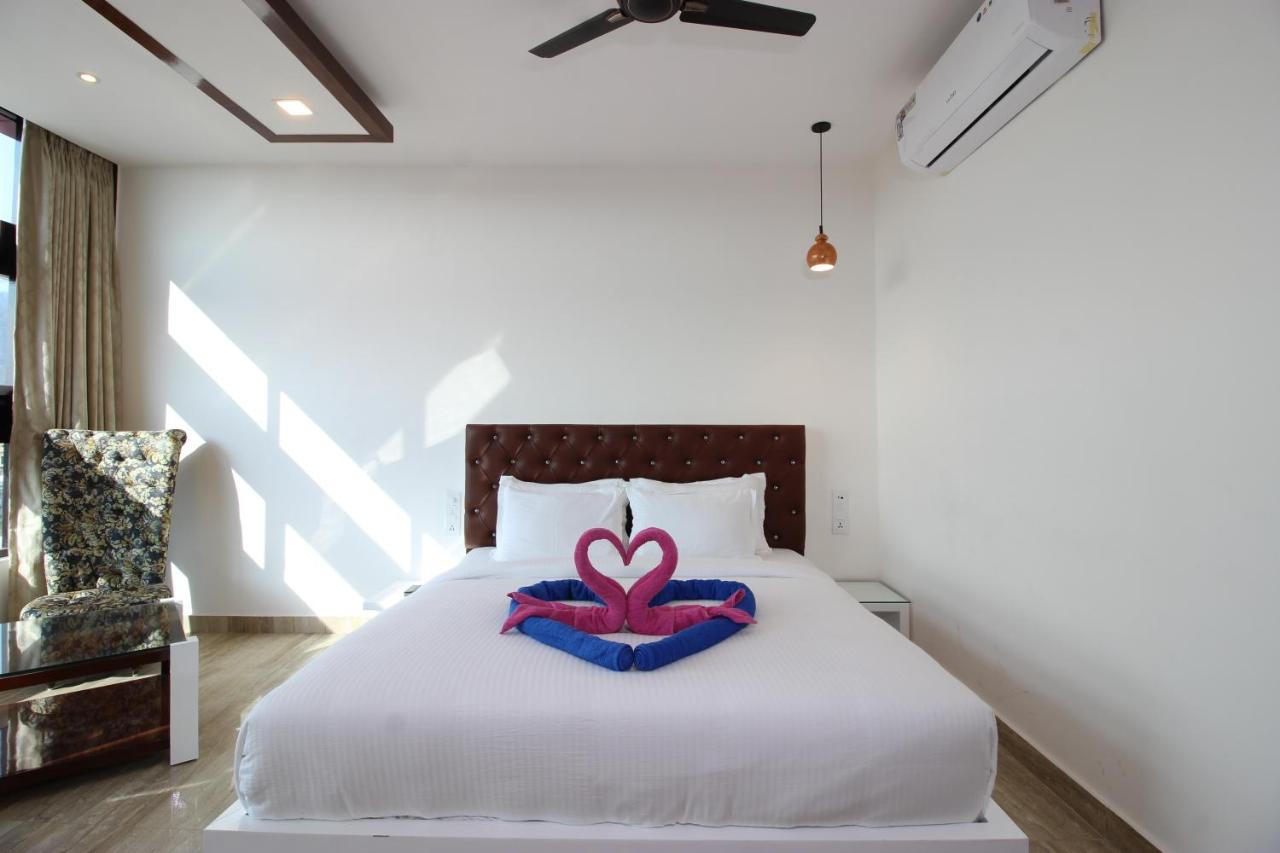 Hotel K11 Haldwāni Екстериор снимка